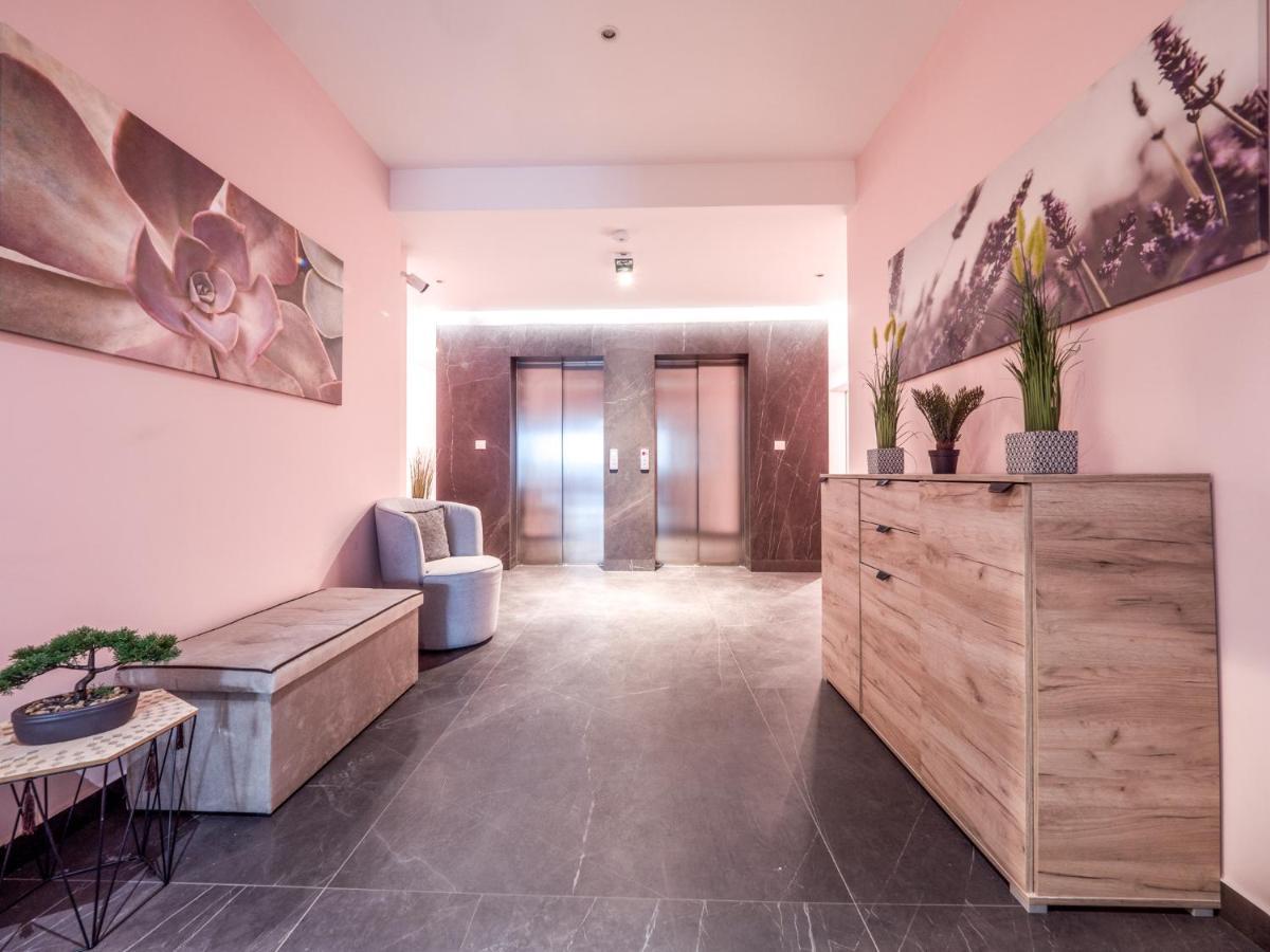 Apartments Garden Azure Будва Екстер'єр фото